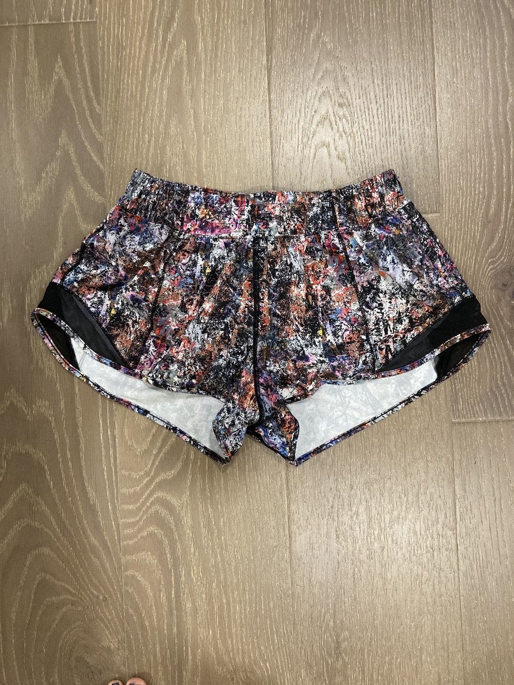 lululemon athletica Women's Hotty Hot Shorts